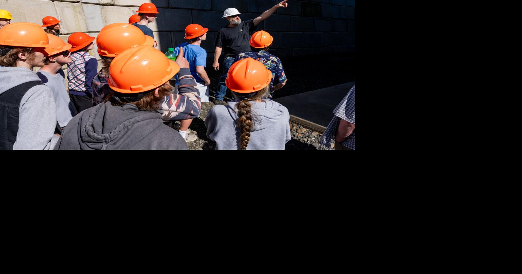 Students get hard facts on construction tour | Education | nrtoday.com