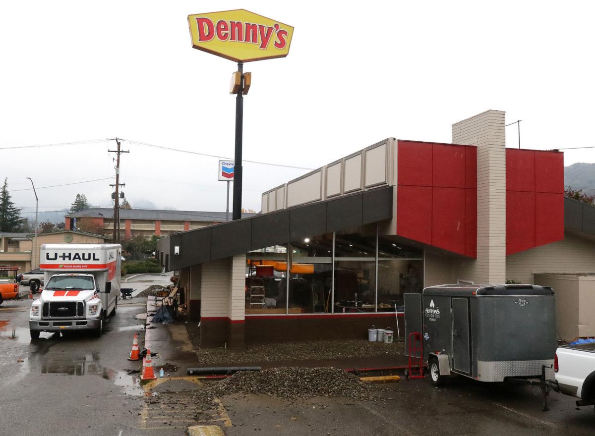 Roseburg Denny S Gets A Facelift Business Nrtoday Com