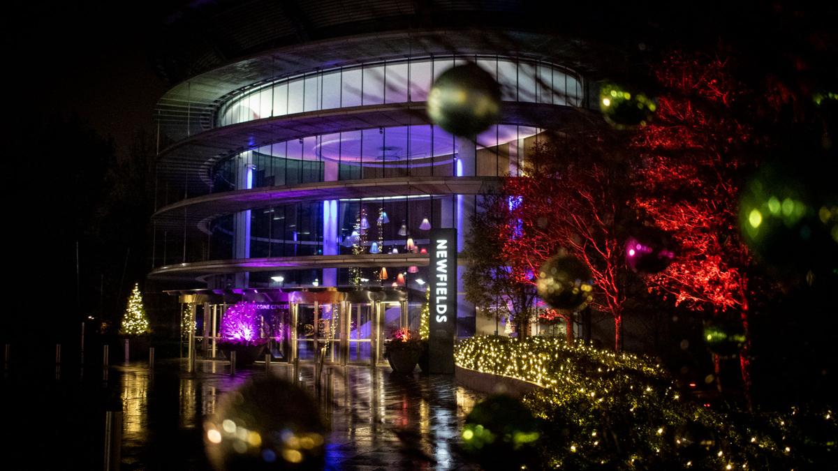 Getting Into The Holiday Mood During Winterlights At Newfields Entertainment Nuvo Net