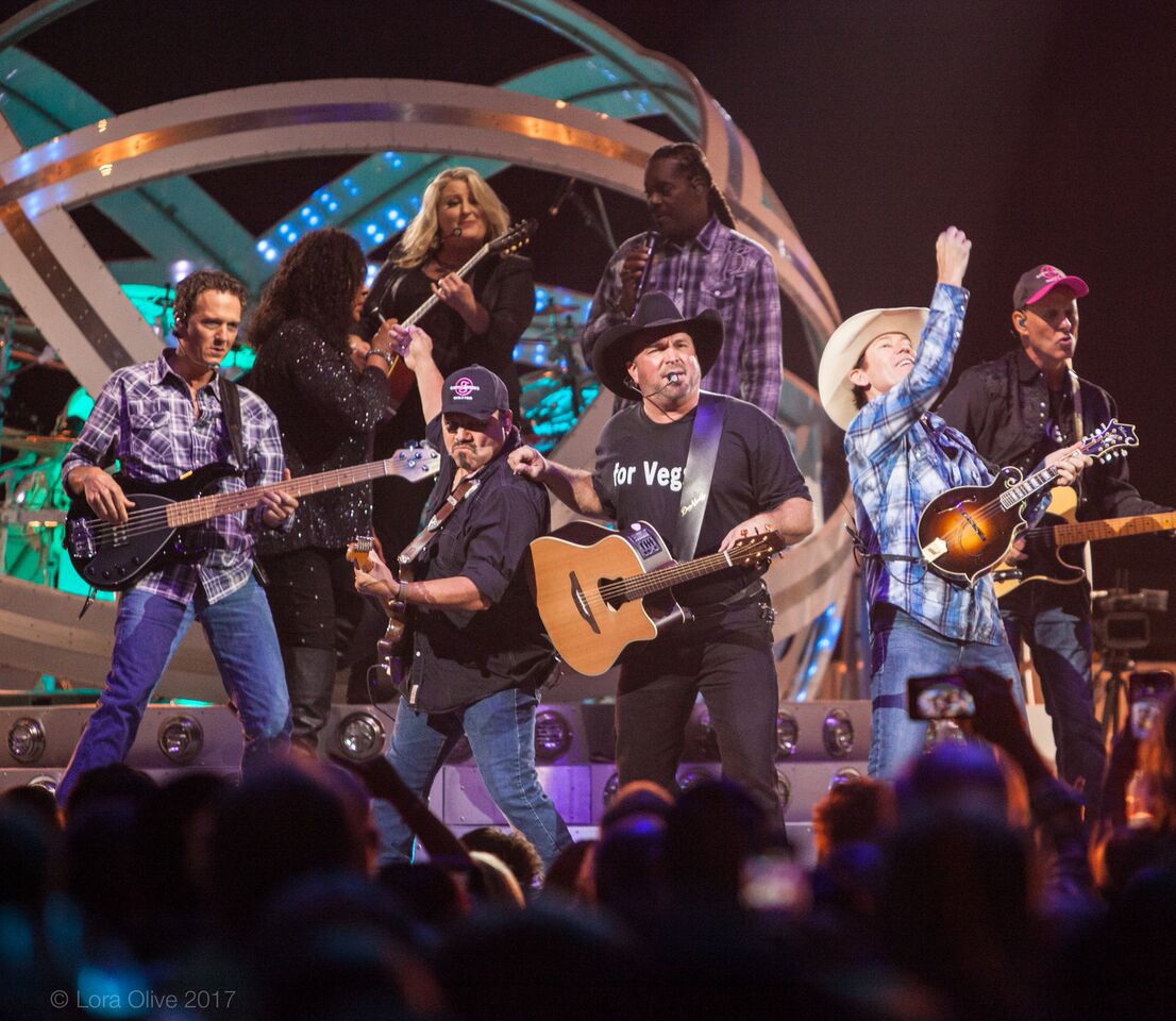 Encountering Garth Brooks (and Trisha Yearwood) at Bankers Life Music