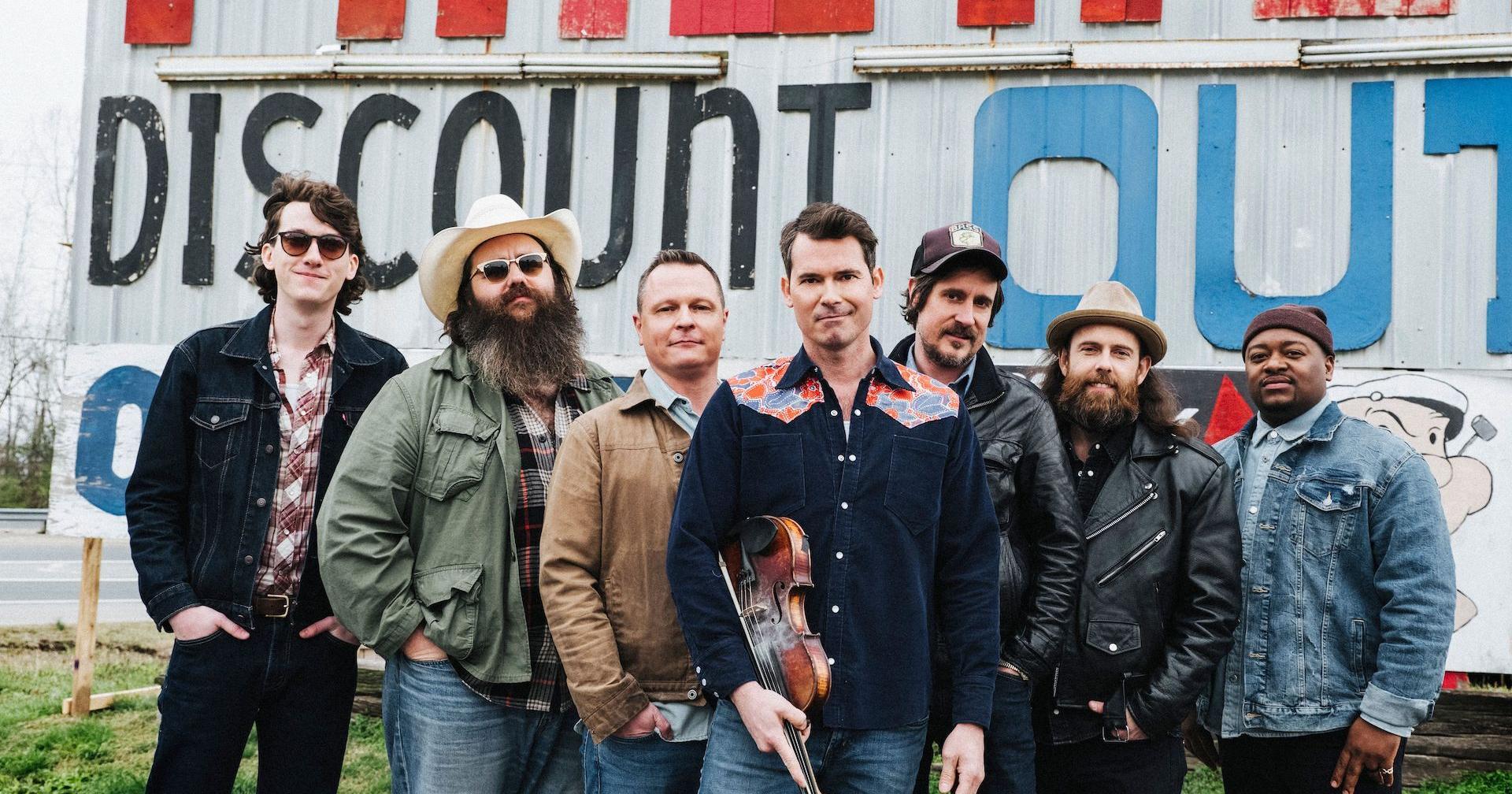 Catching up with Cory Younts of Old Crow Medicine Show - Vimarsana News