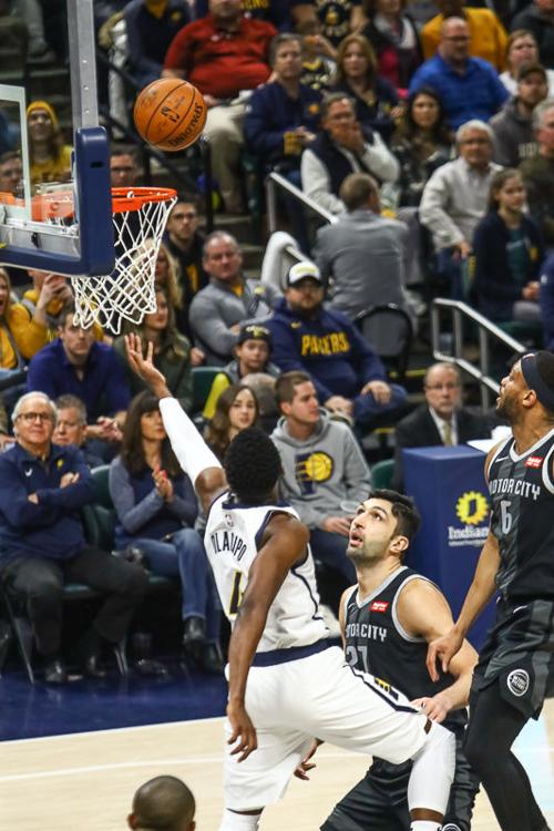 Victor Oladipo (4) Pacers Guard