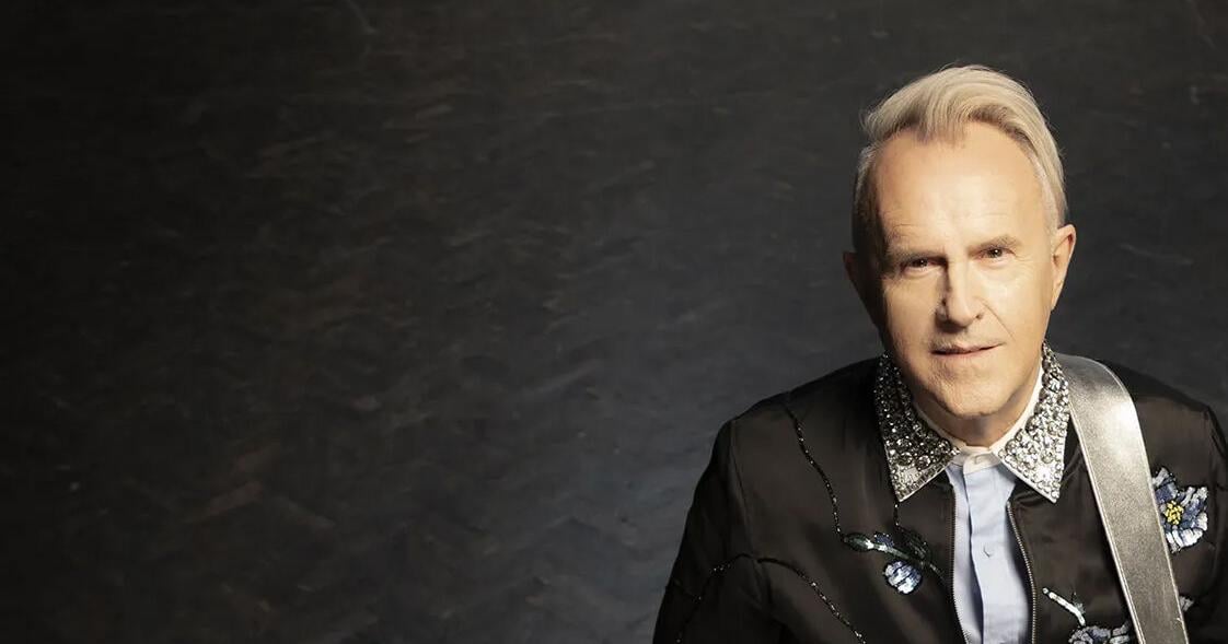 Howard Jones IS to Blame