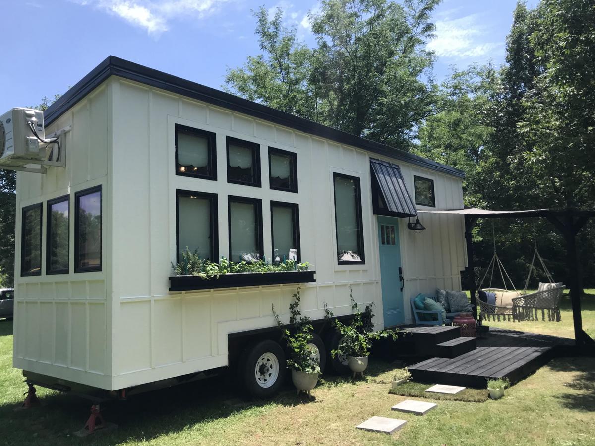Zionsville Father And Daughter Featured On Tiny House Nation