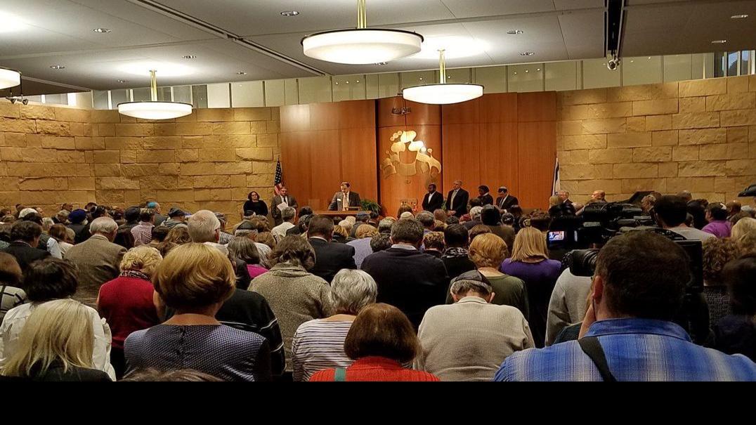 Indianapolis Hebrew Congregation Hosts Memorial Society Individual 