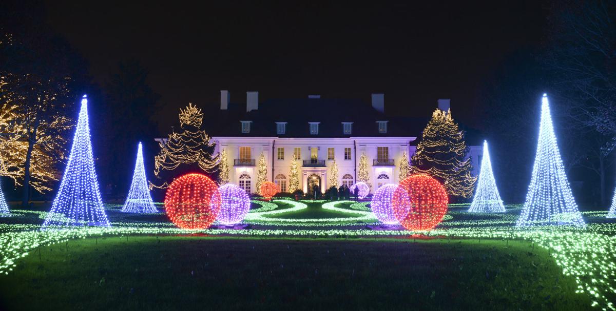 Take A Twinkle Tour Of Indy S Dazzling Holiday Installations