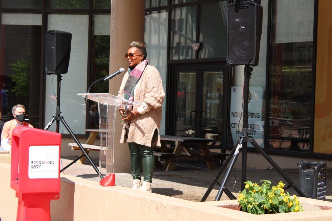 Strike a prose: Indianapolis celebrates National Poetry Month - Vimarsana News