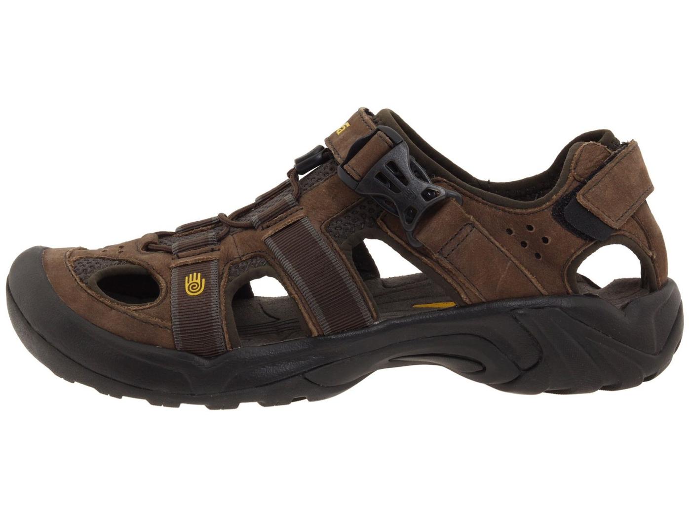 Are Steph Curry's New Shoes The Most DAD Shoes Ever ...