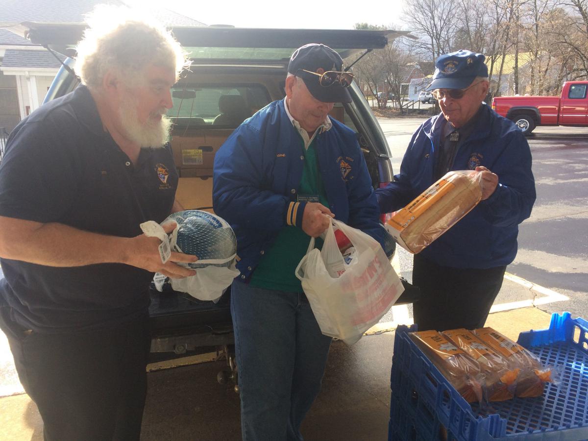 Knights Of Columbus Hand Out Christmas Food Baskets To Needy Nvdaily Nvdaily Com