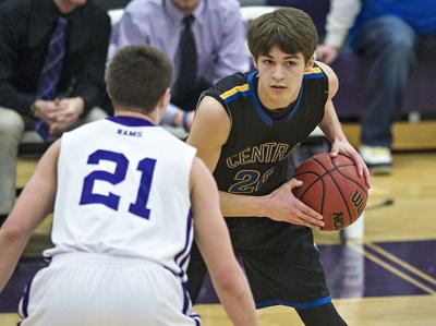 Milestone Moment Central S Estep Scores 1 000th Point In Win Over