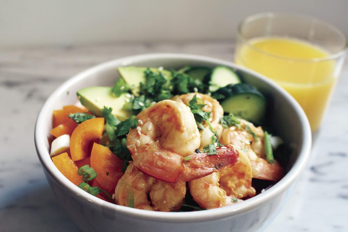 Orange Juice Adds Flavor To Shrimp Quinoa Bowls Nvdaily Nvdaily Com The unexpected crunch of cashews and light sweetness of mandarin oranges make a killer i also decided it needed some color to distract from the fish egg look, so i added bright colorful fruits and veggies and cooked it in orange juice. orange juice adds flavor to shrimp