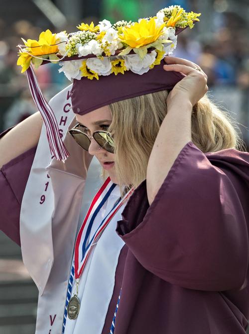 WARREN GRADS2