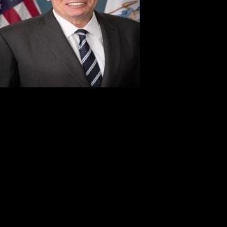 Warner speaks out on Trump policies during SU visit | Nvdaily | nvdaily.com