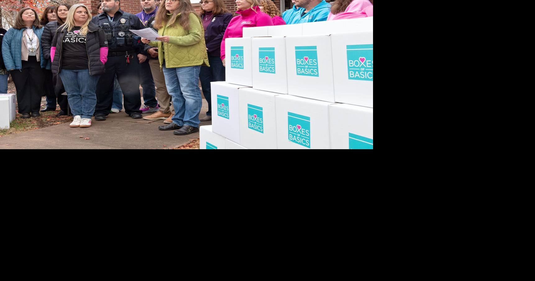 Nonprofits collaborate to provide clothes, essentials for Warren County ...