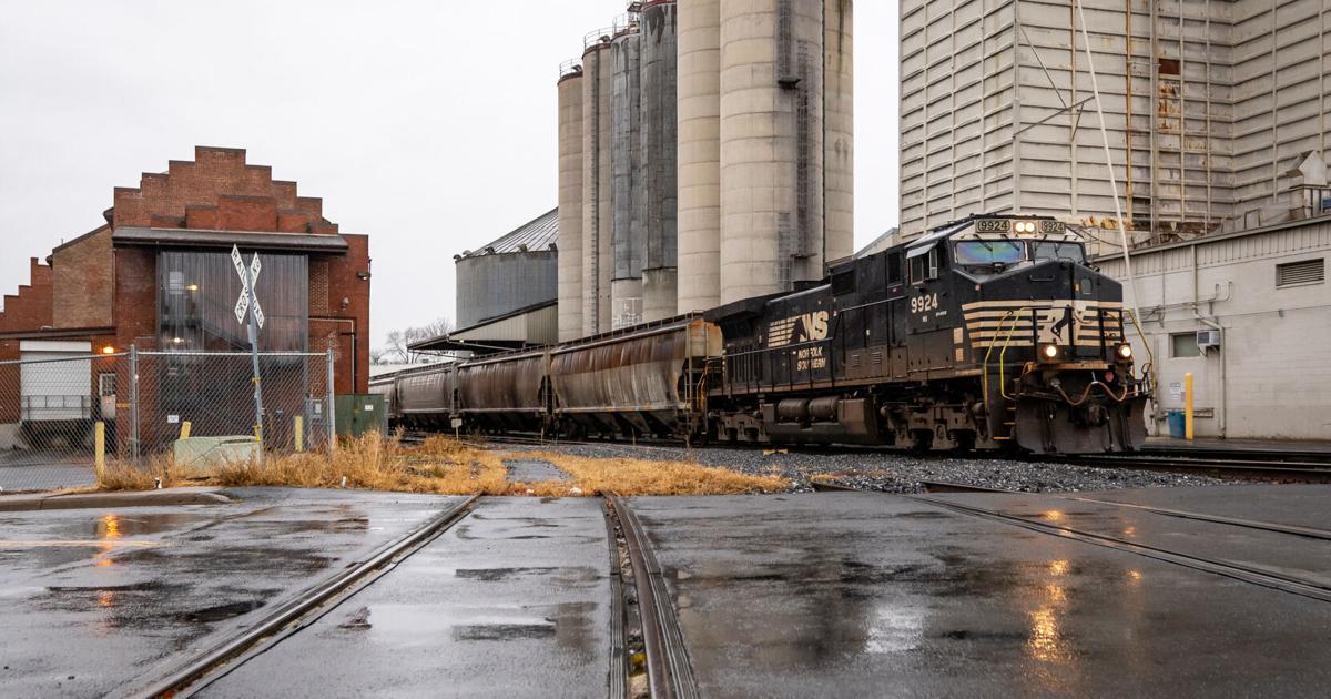 JMU expert: Norfolk Southern merger could hurt shippers, consumers