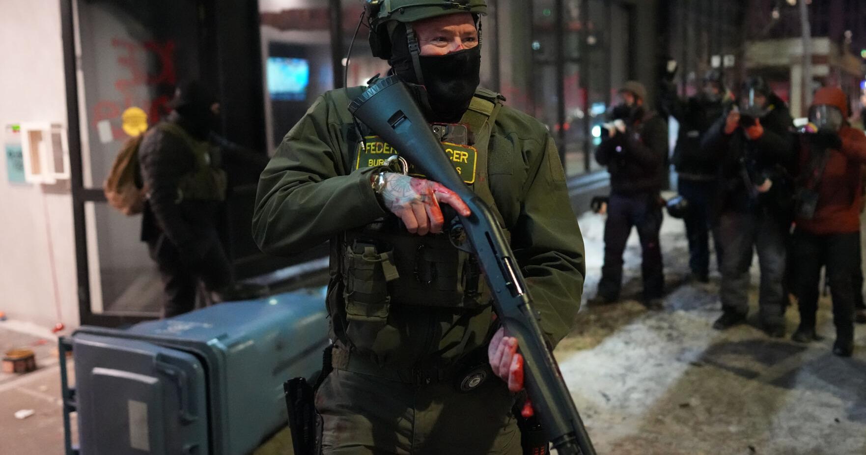 The Latest : Border Patrol commander and some agents expected to leave Minneapolis , AP source says