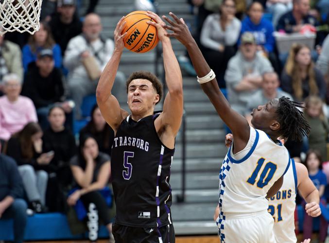 Rams win first district regular season title since 2000, crush Falcons ...
