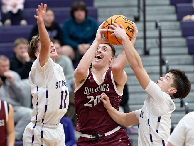 Second-period surge lifts Strasburg past Luray | Nvdaily | nvdaily.com