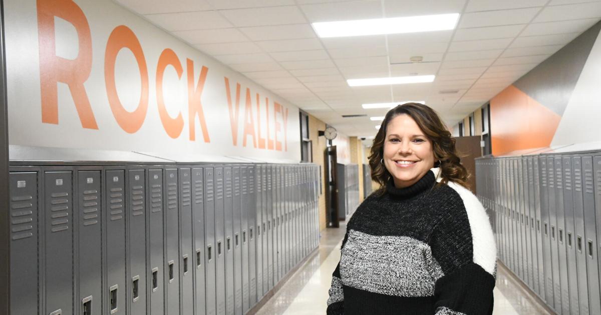 Roder named top Iowa high school principal | News | nwestiowa.com