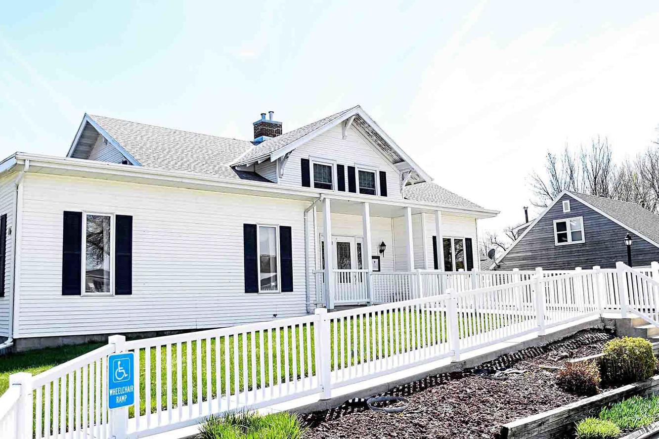 N'West Iowa funeral homes adjust to virus News