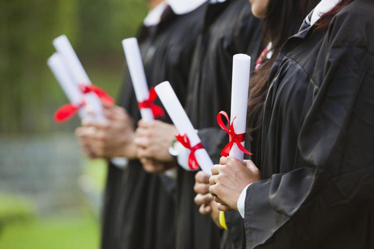 Iowa college graduates may face slower hiring process from employers