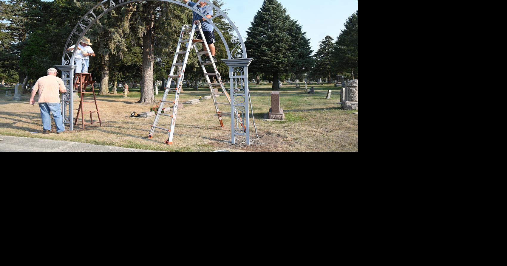 Sheldon East Lawn Cemetery arch News