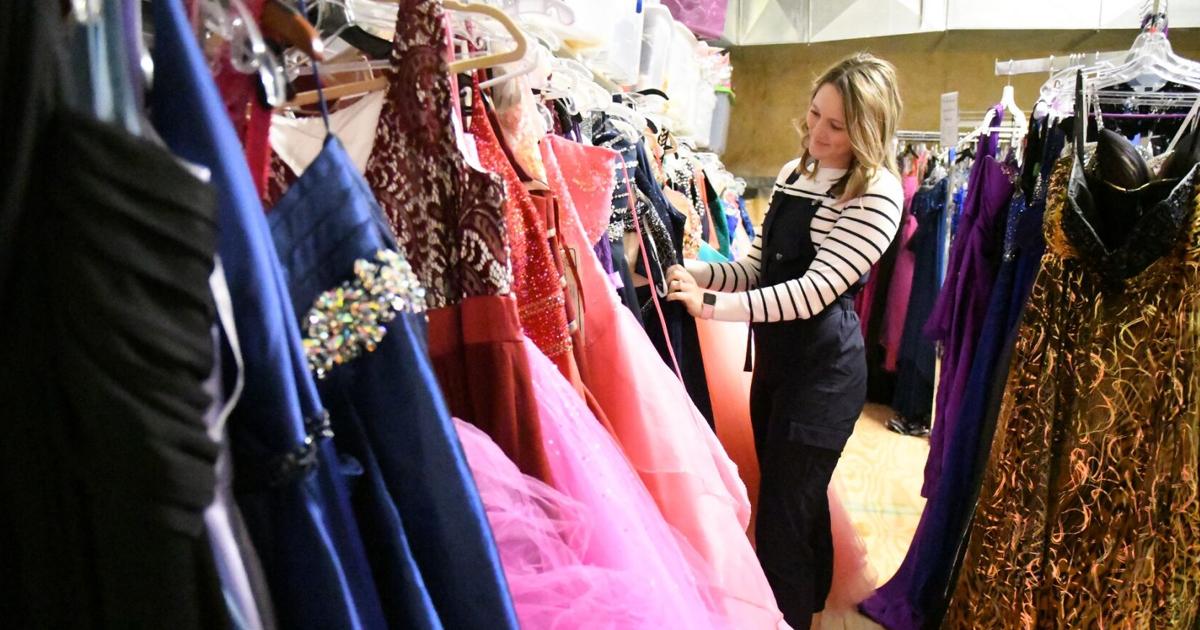Operation Prom marks decade of service | Sioux Center News | nwestiowa.com Operation Prom marks decade of service | Sioux Center News | nwestiowa.com