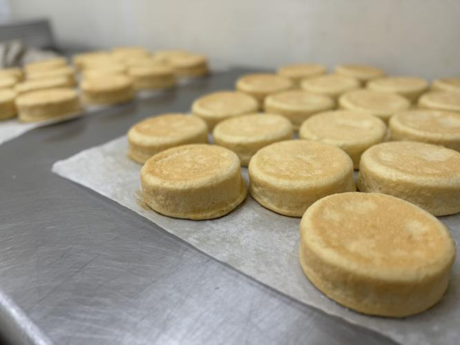 Oh So Good Bakery ships buns across wide radius | News | nwestiowa.com