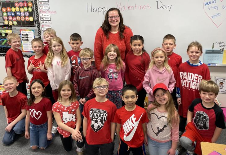 Hospers school wraps dressup February News