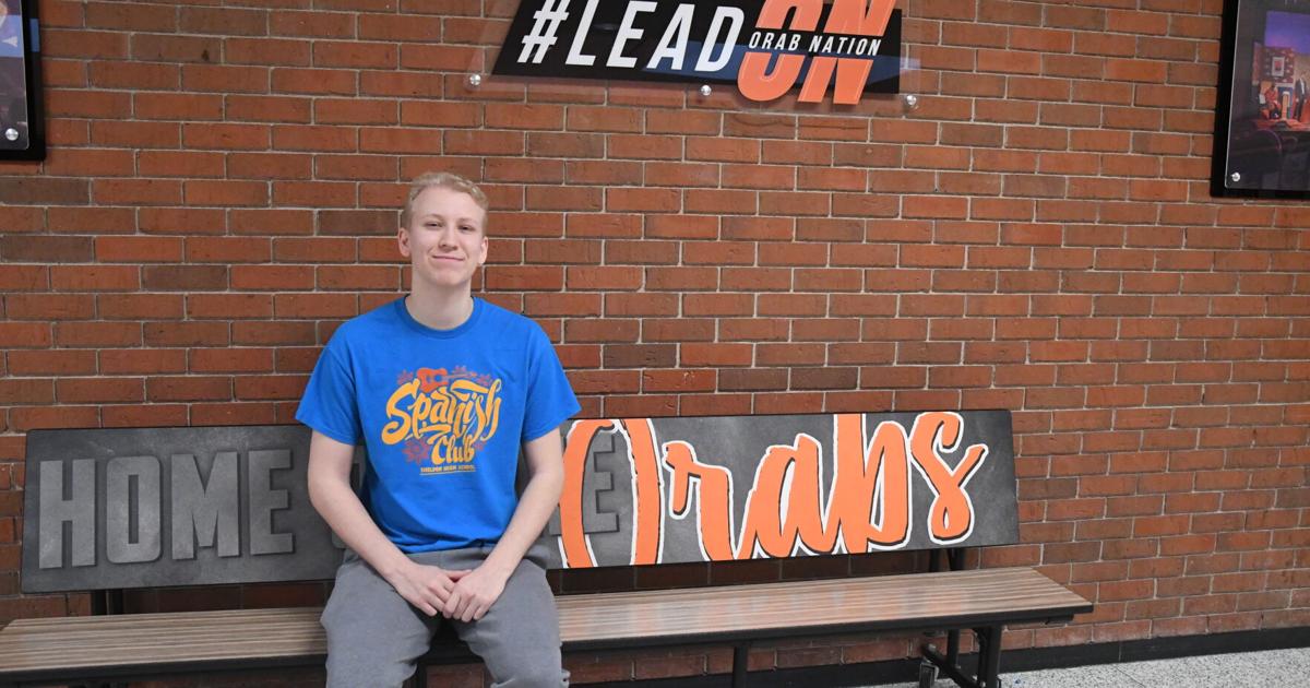 Sheldon Ritchie Texas Richards finds his group in Sheldon High School | Mail-sun | nwestiowa.com