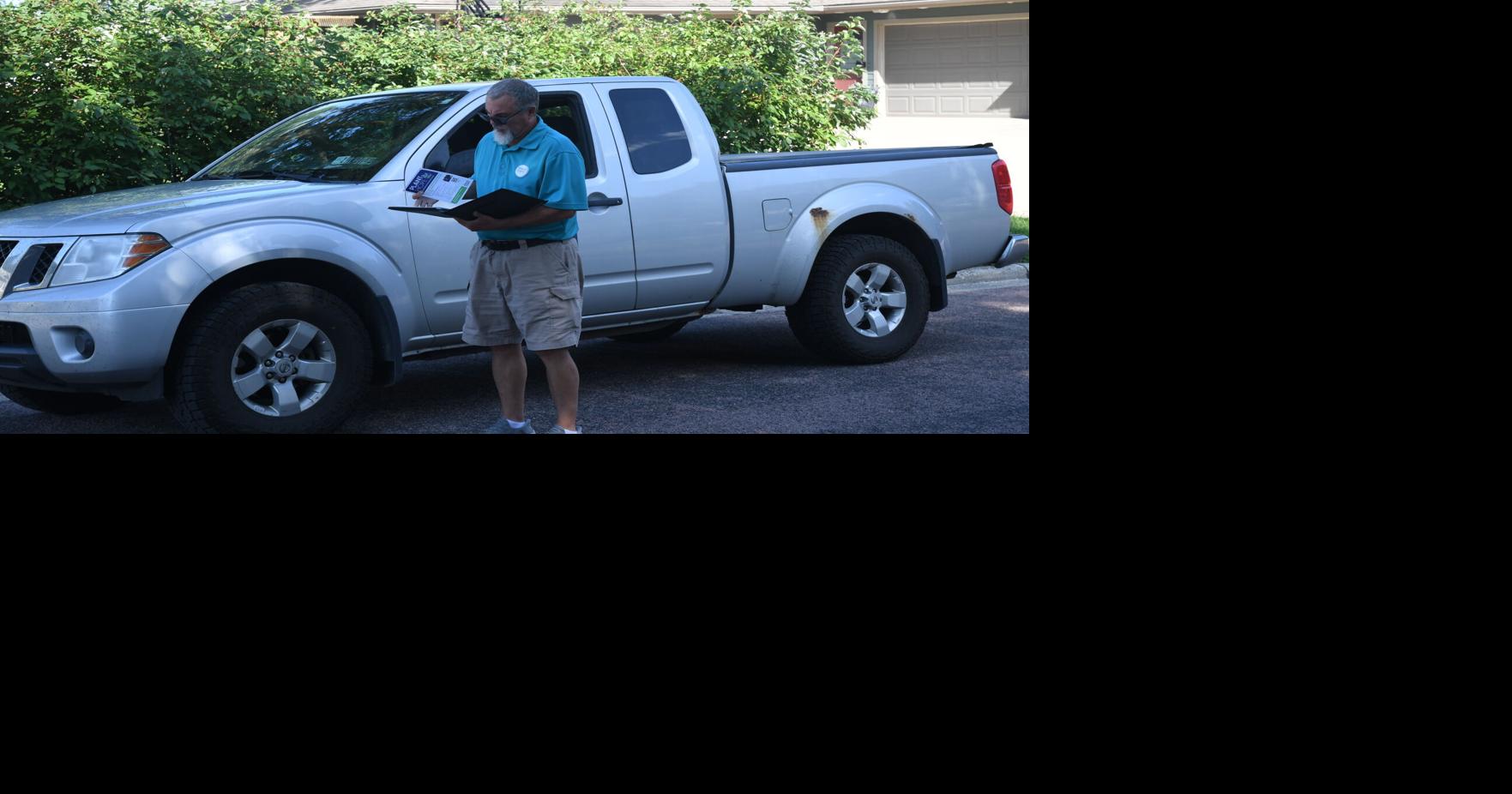 Frantz campaigns door-to-door in Sheldon as Election Day approaches