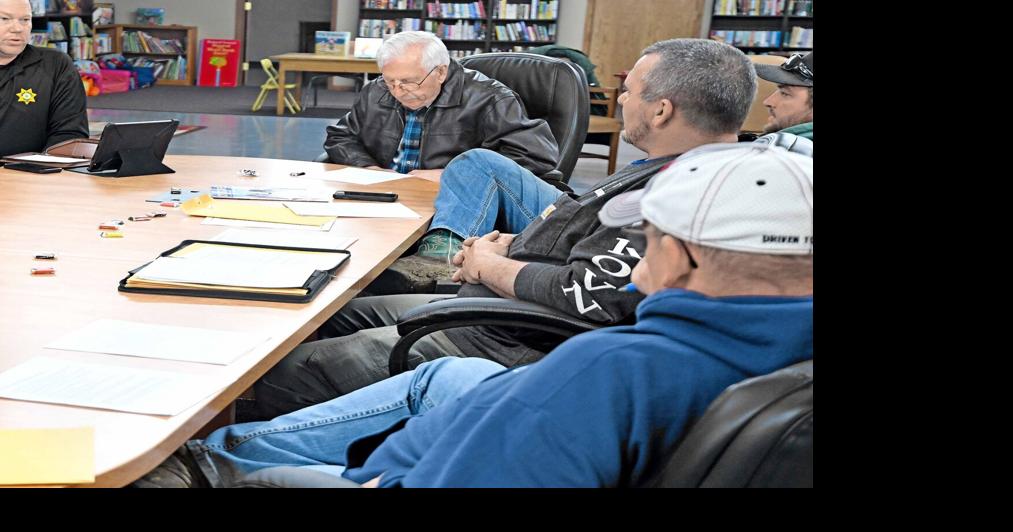 Ireton gets input on possible police shift Hawarden Independent