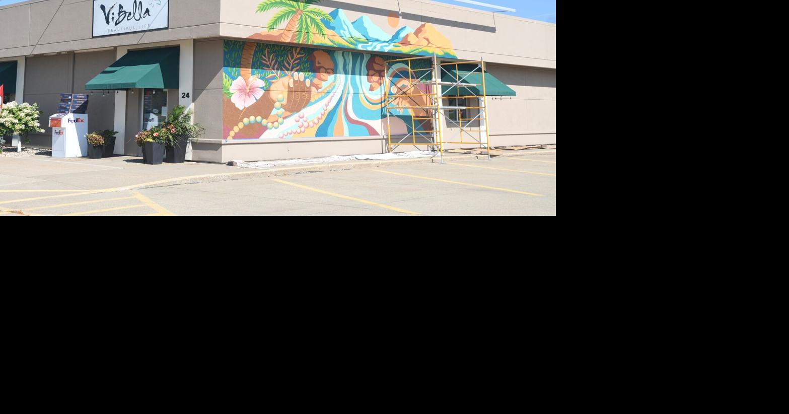 Mural adds a splash of color for Vi Bella