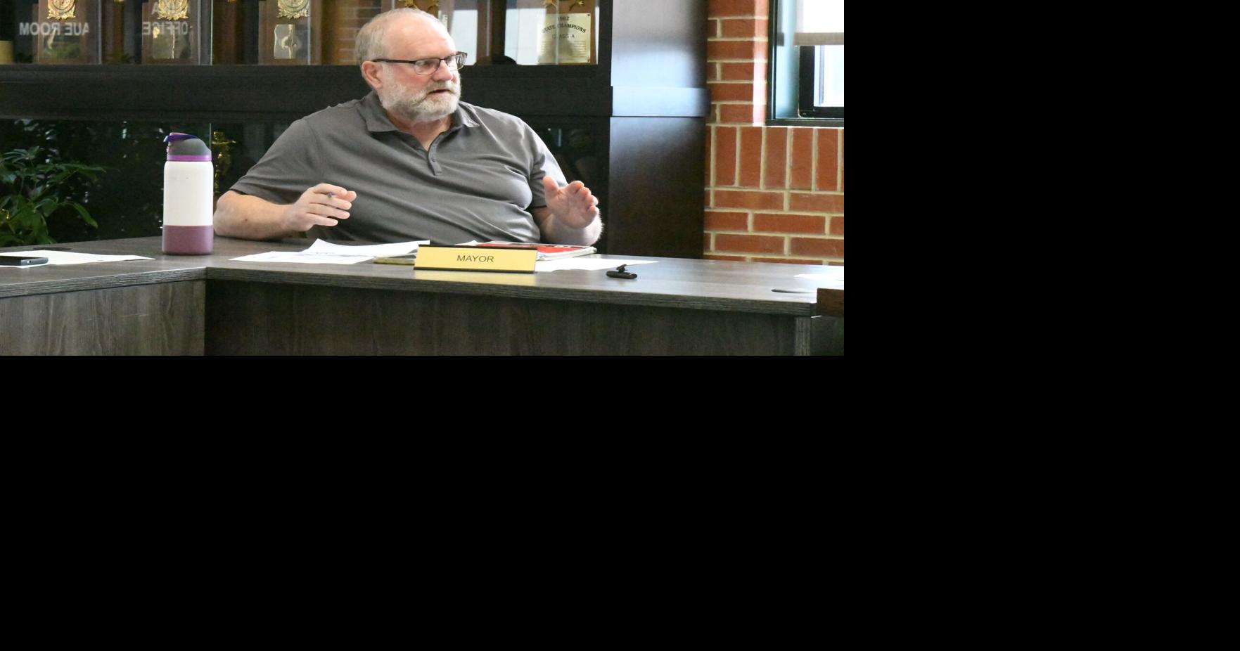 Paullina City Council weighs electric rate hikes, airport board appointments