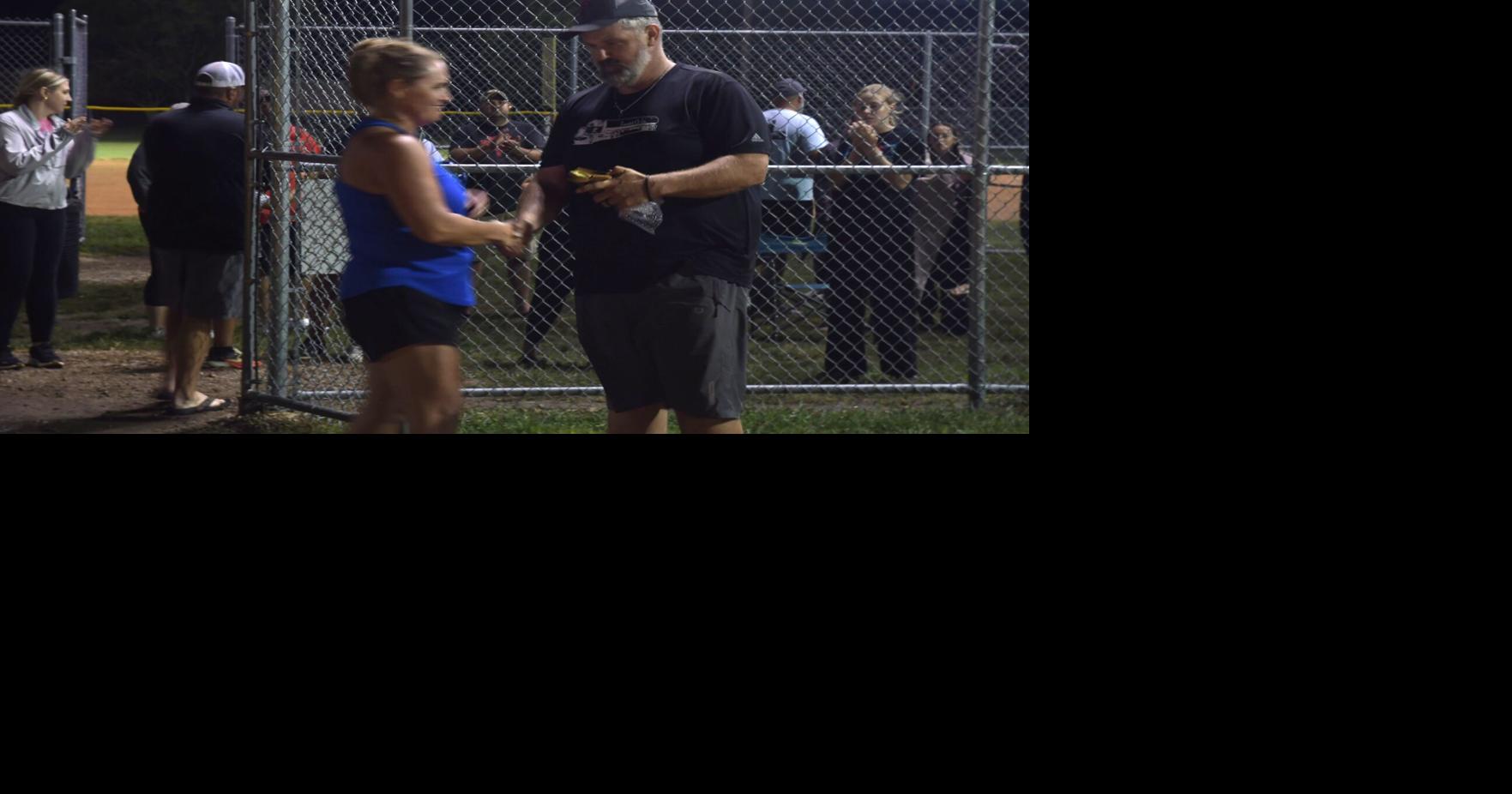 Davis takes celebrity crown at River Bandits Home Run Derby