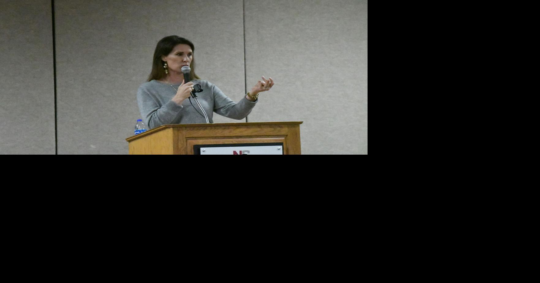 Author of 'The Frozen River' stops in Sheldon