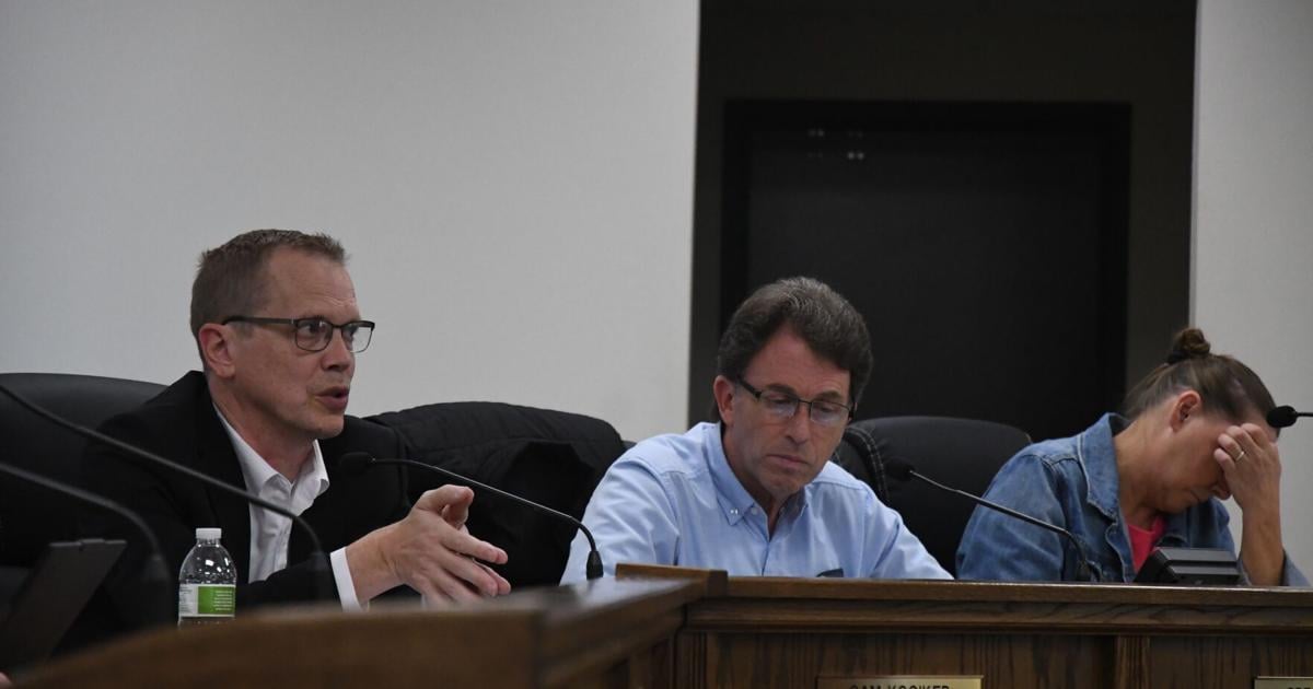 Sheldon city manager Kooiker plans to resign