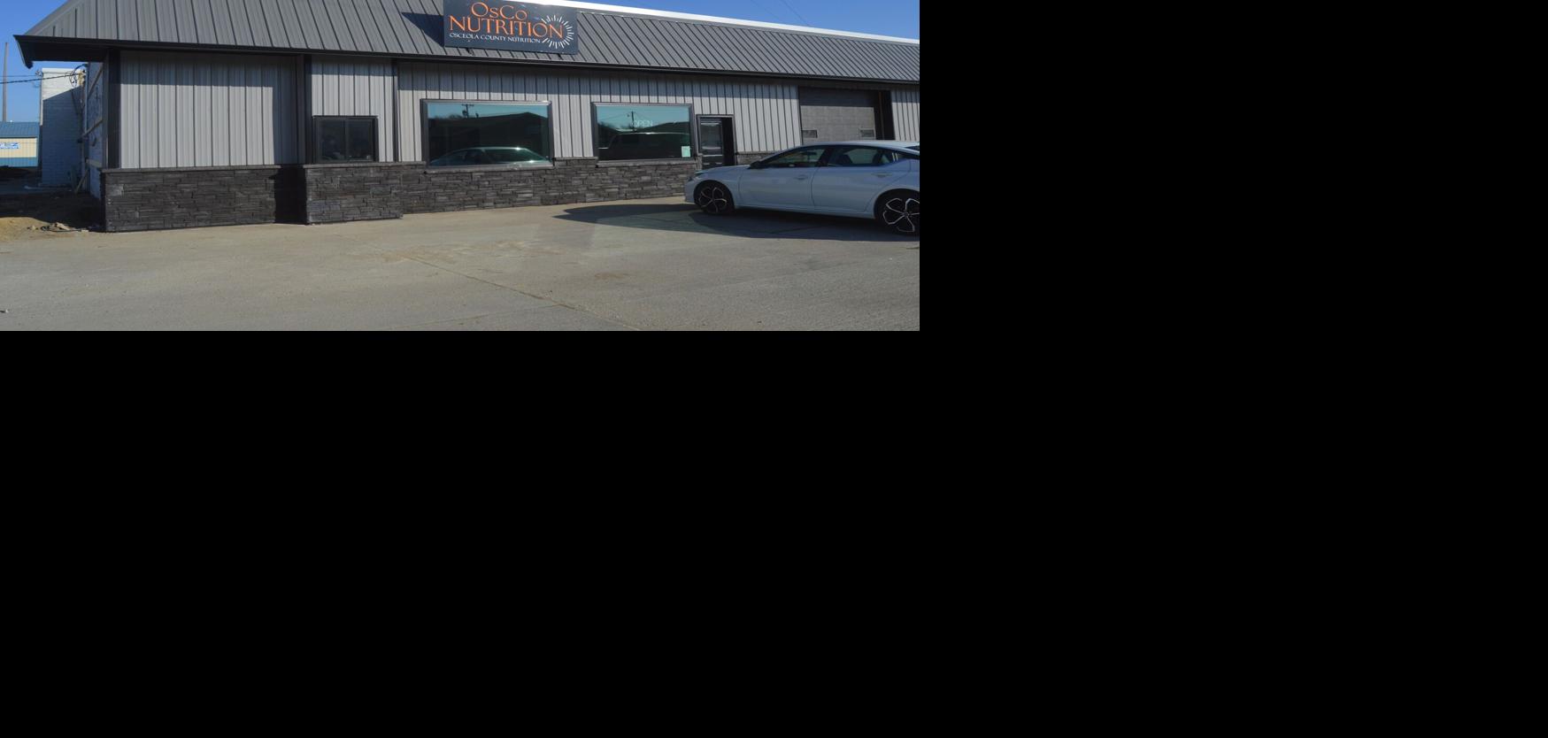 Doeden, Loeschen open up drink shop in Sibley Gazettetribune