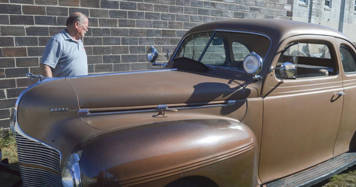 Van De Berg shares care for classic cars | Gazette-tribune Van De Berg shares care for classic cars | Gazette-tribune