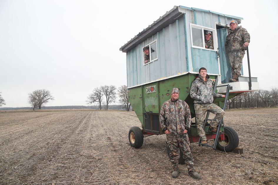 Wagon deer blind News