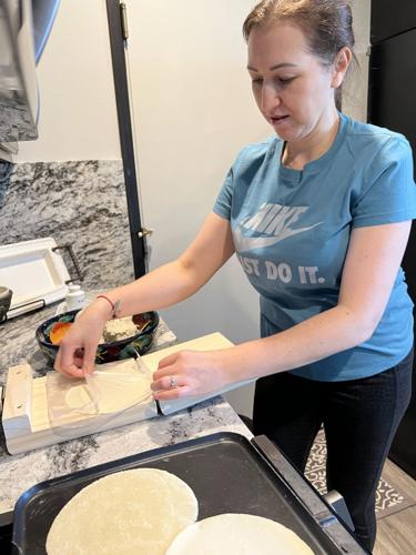 The Iowa Housewife: In the KitchenFood Dishers or Scoops