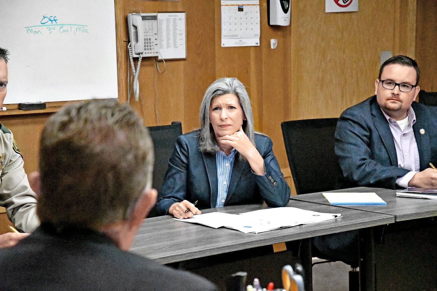 quentin quarantino joni ernst