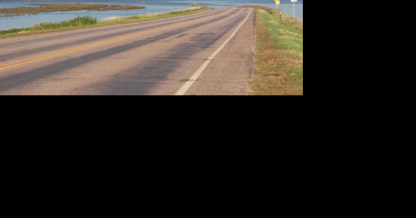 Hawarden family fed up with floods Hawarden Independent/Ireton