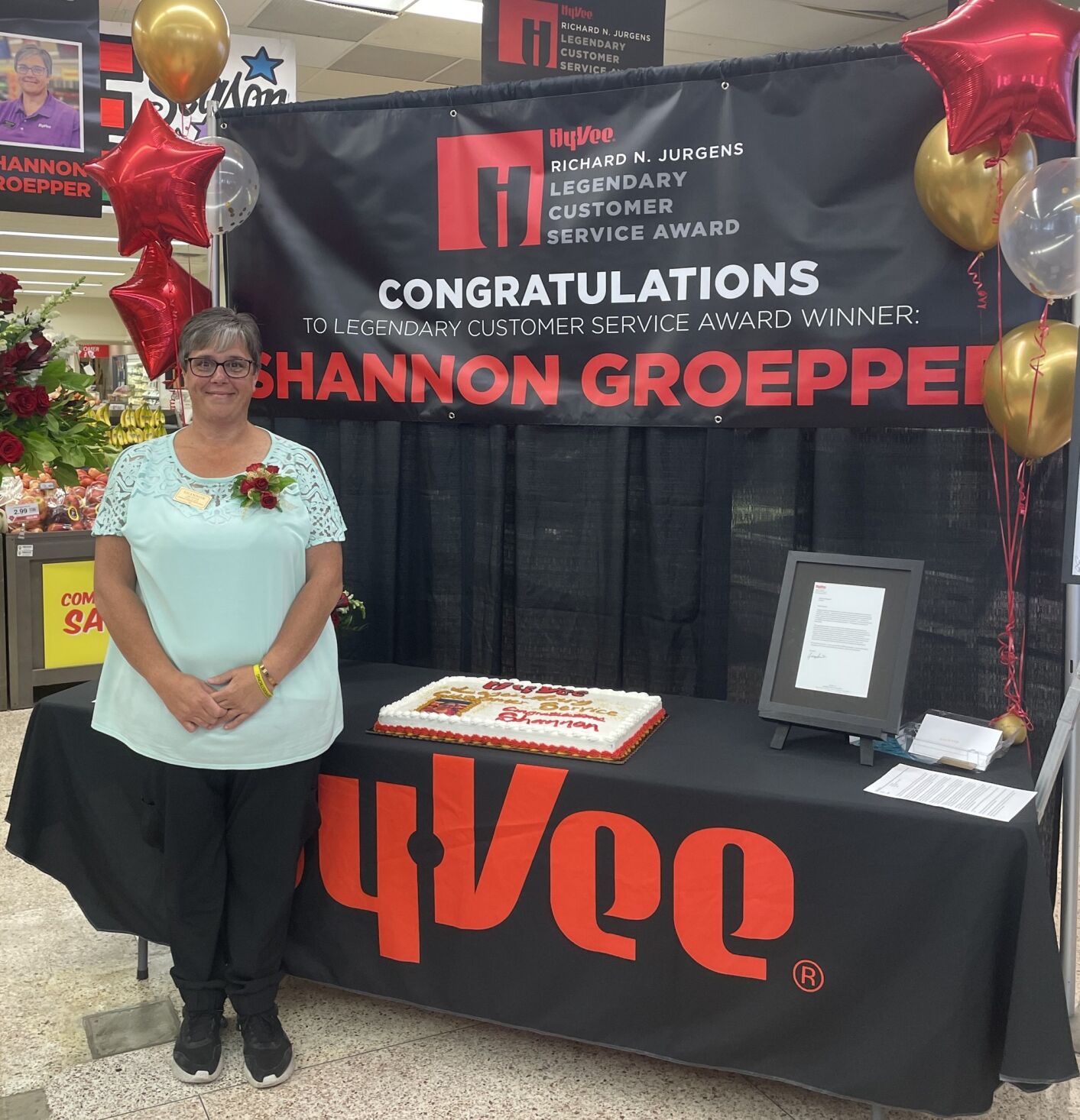 Groepper wins Hy-Vee Legendary Customer Service award | Sentinel