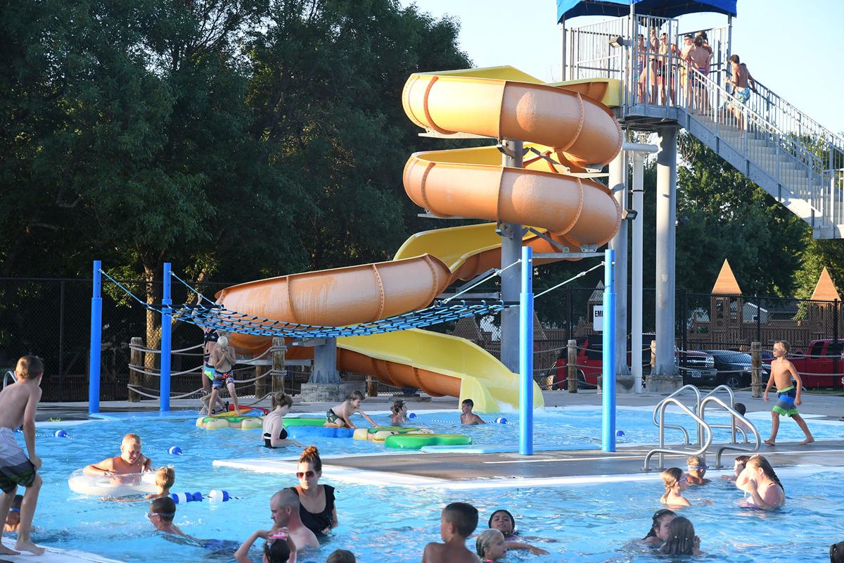 Hull Aquatic Center draws big crowds News