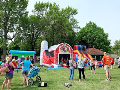 Backyard Bounce Is Fun For All Ages News Nwestiowa Com