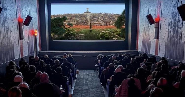 Wonderland Theater provides inexpensive, enjoyable entertainment