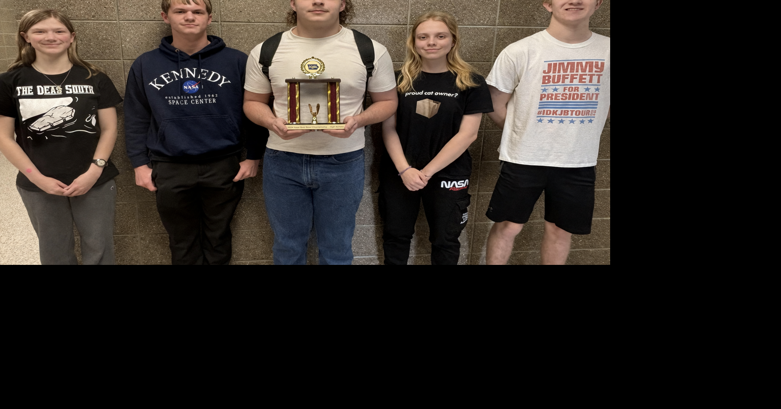 Lawton-Bronson Quiz Bowl competes at nationals in Chicago