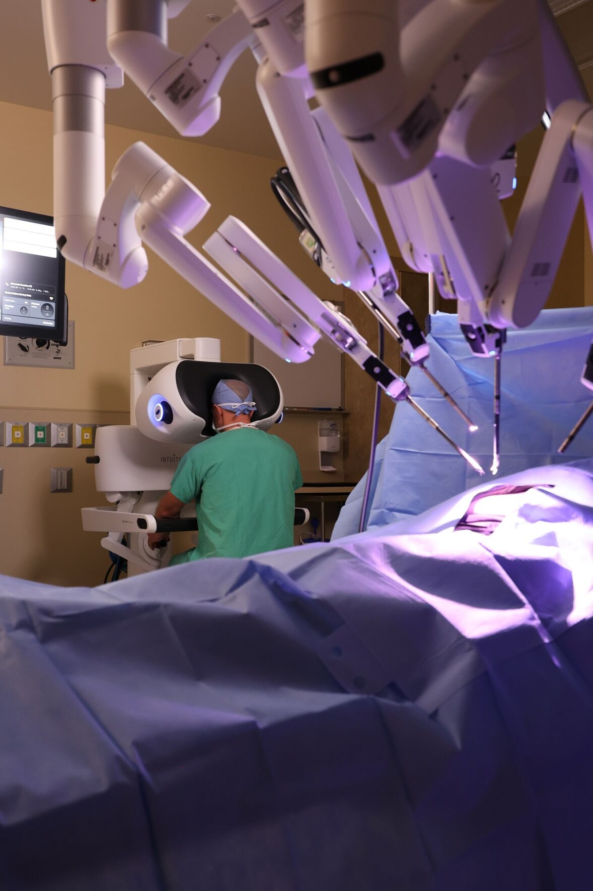Robotics transform Sioux Center Health surgeries | Sioux Center News ...