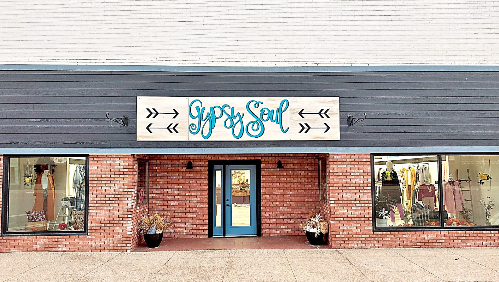 Sip while you shop this Friday at Gypsy Soul Btq. Hawarden